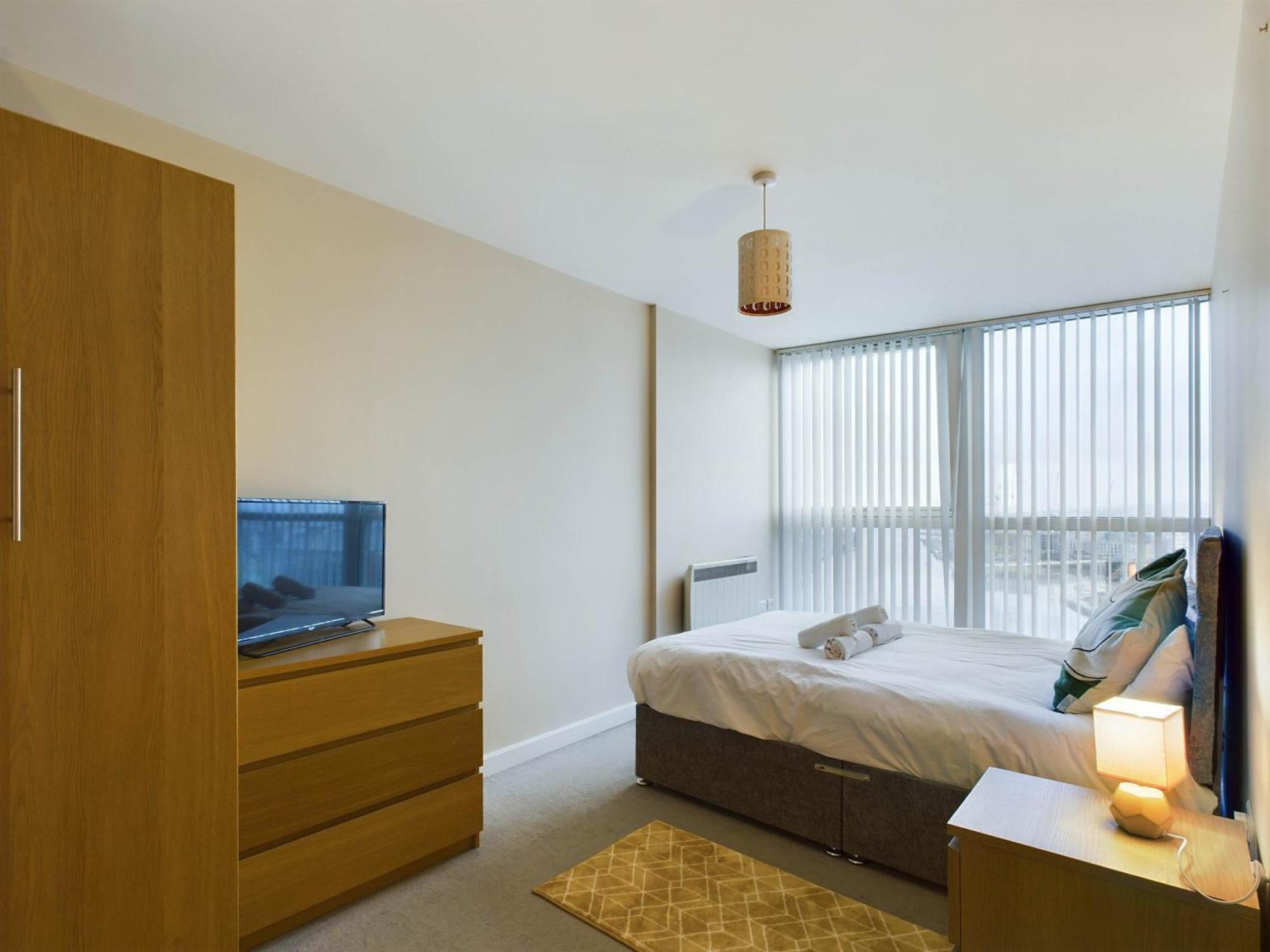 Apartment Free Parking - Modern 2 Bedroom In Belfast